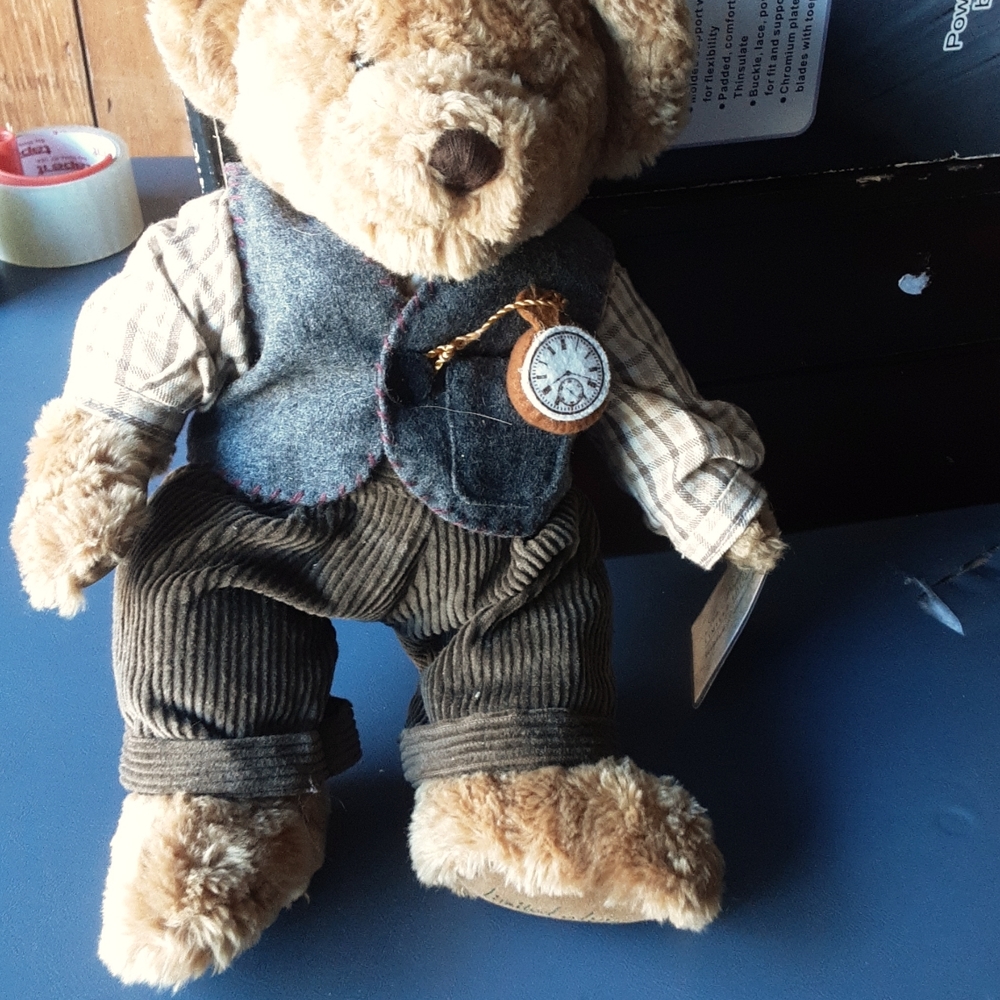 Russ Limited Edition Sir Bradford Bear #5763 of 12000